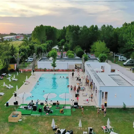 Parque de Campismo Rialto Village