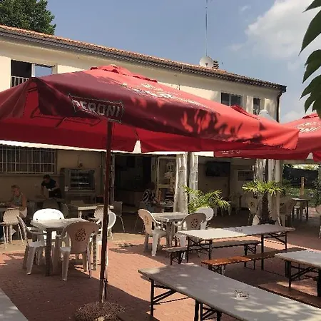 Rialto Village